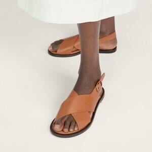 Everlane Women's The City Leather Cross Over Sandal Size 8 Desert Tan Sling Back